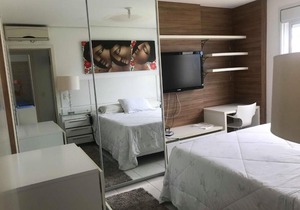 Apartamento grande em Jurere internacional