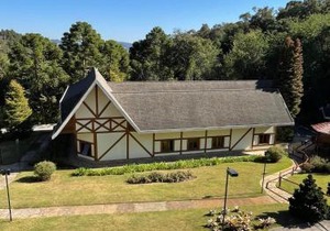 Apartamento no Quatre Saisons com Café da Manhã