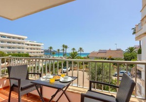 Apartamento Rosa 16 by Rentallorca