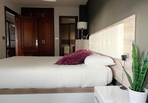 APARTAMENTO TORRE DE HÉRCULES A CORUÑA con GARAJE