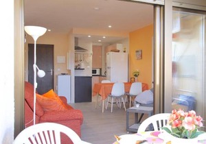 Apartamento Violeta Residencial La Felicidad by costablancarent