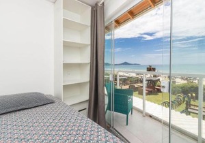 Apartamentos Frente ao Mar