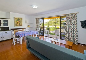 APARTAMENTOS PONENT II