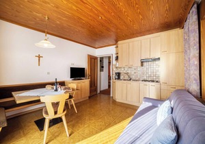 Apartment 'Residence Pichler 1' with Mountain View, Balconies & Wi-Fi
