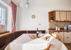 Apartment 'Residence Pichler 8' with Mountain View, Terrace & Wi-Fi