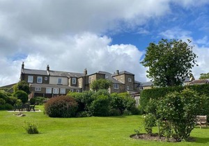 Apartment 1 Sneaton Hall