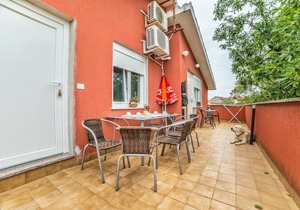 Apartment 1268/12179 (Istria - Pula), 1500m from the beach