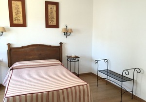 Apartment 16 (WIFI + Patio + Parking)