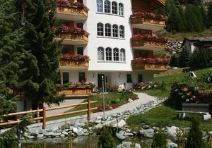 Apartment ∙ 2 bedrooms ∙ 4 guests