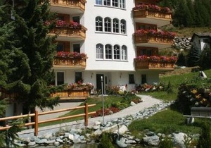 Apartment ∙ 2 bedrooms ∙ 4 guests
