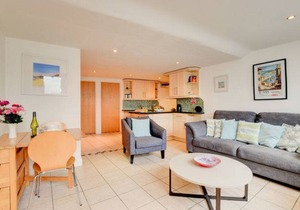 Apartment ∙ 2 bedrooms ∙ 4 guests