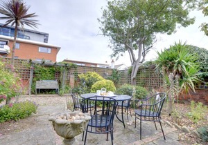 Apartment ∙ 2 bedrooms ∙ 4 guests