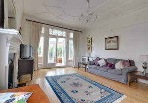 Apartment ∙ 2 bedrooms ∙ 4 guests