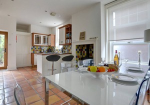 Apartment ∙ 2 bedrooms ∙ 4 guests