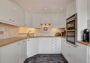Apartment ∙ 2 bedrooms ∙ 4 guests