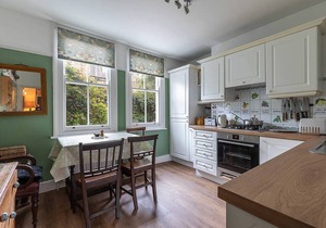 Apartment ∙ 2 bedrooms ∙ 4 guests
