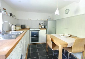 Apartment ∙ 2 bedrooms ∙ 4 guests