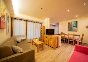 Apartment 2 - Blue Moon