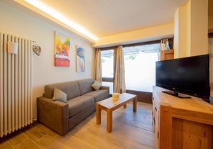 Apartment 2 - Blue Moon