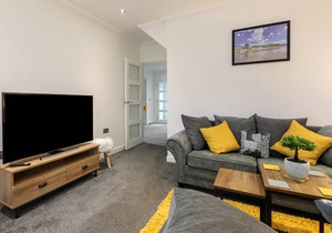Apartment ∙ 3 bedrooms ∙ 8 guests