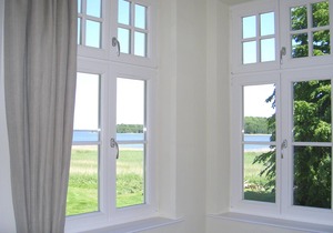 Apartment 3 on the water on Rügen Gut Grubnow for 4 people