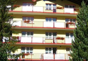 Apartment ∙ 4 bedrooms ∙ 8 guests