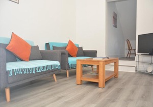 Apartment 4 Biddicks Court
