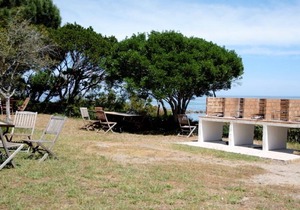 Apartment 4 pers, 1st floor, no sea view, direct access to the beach