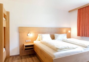 Apartment 5 - Zehentner, house
