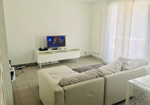 Apartment 80 m2 spacious downtown