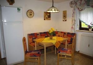 Apartment 82sqm, terrace, kitchen, 2 bedrooms, 1 bed-sitting room, WLAN, 6 p.