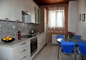 Apartment Adel - 70 m from beach: A1(4) - Supetar, Island Brac, Croatia