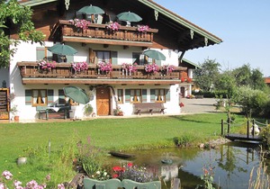 Apartment Apfelbaum for 2 persons with balcony, TV, kitchen, 52 sqm