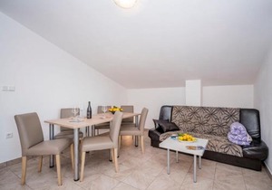 Apartment B&B-6 by Interhome