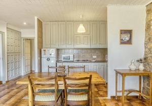 Apartment 'Bajo 1' with Private Terrace and Wi-Fi