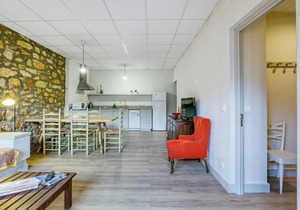 Apartment 'Bajo 3' with Private Terrace, Balcony and Wi-Fi