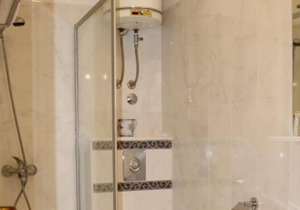 Apartment Bellevue, modern family friendly apartment with stunning view.
