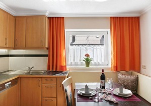 Apartment "Bergglück" with Mountain View, Wi-Fi & Balcony