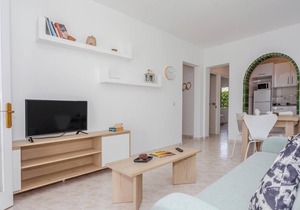 Apartment 'Biniforcat 21' close to the Sea with Shared Pool