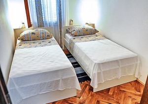 Apartment Bojana in Novi Vinodolski - 4 persons, 1 bedrooms