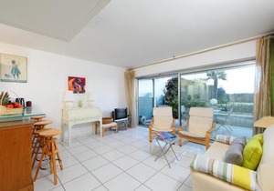 Apartment Cannes Bay-2 by Interhome