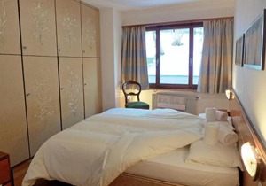 Apartment Chesa Arlas A1 by Interhome