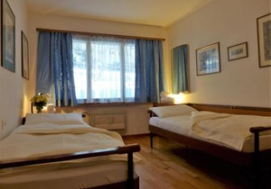 Apartment Chesa Arlas A1 by Interhome