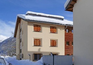 Apartment Chesa San Bastiaun B5 by Interhome