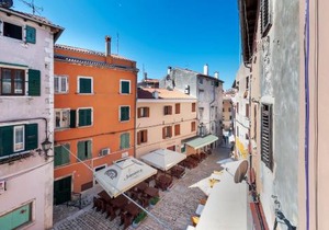 Apartment De Amicis
