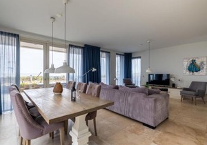 Apartment De Zeeparel by Interhome