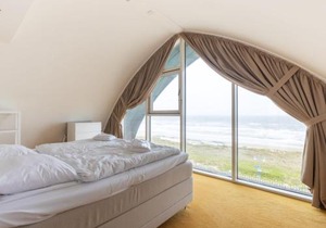 Apartment De Zeeparel by Interhome