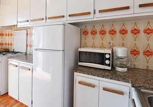 Apartment Doble 4CD, sea view, beach 30 m, 4/6 people, terrace.