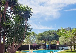 Apartment Edificio Blanqueries in Calella - 5 persons, 3 bedrooms