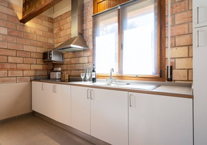 Apartment 'El Clos 5' with Shared Terrace, Shared Garden and Wi-Fi